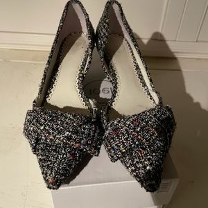 Only worn a few times. Purchased full price at Nordstrom’s. Size 6.5